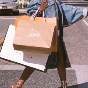 Meet your Posher, Helen